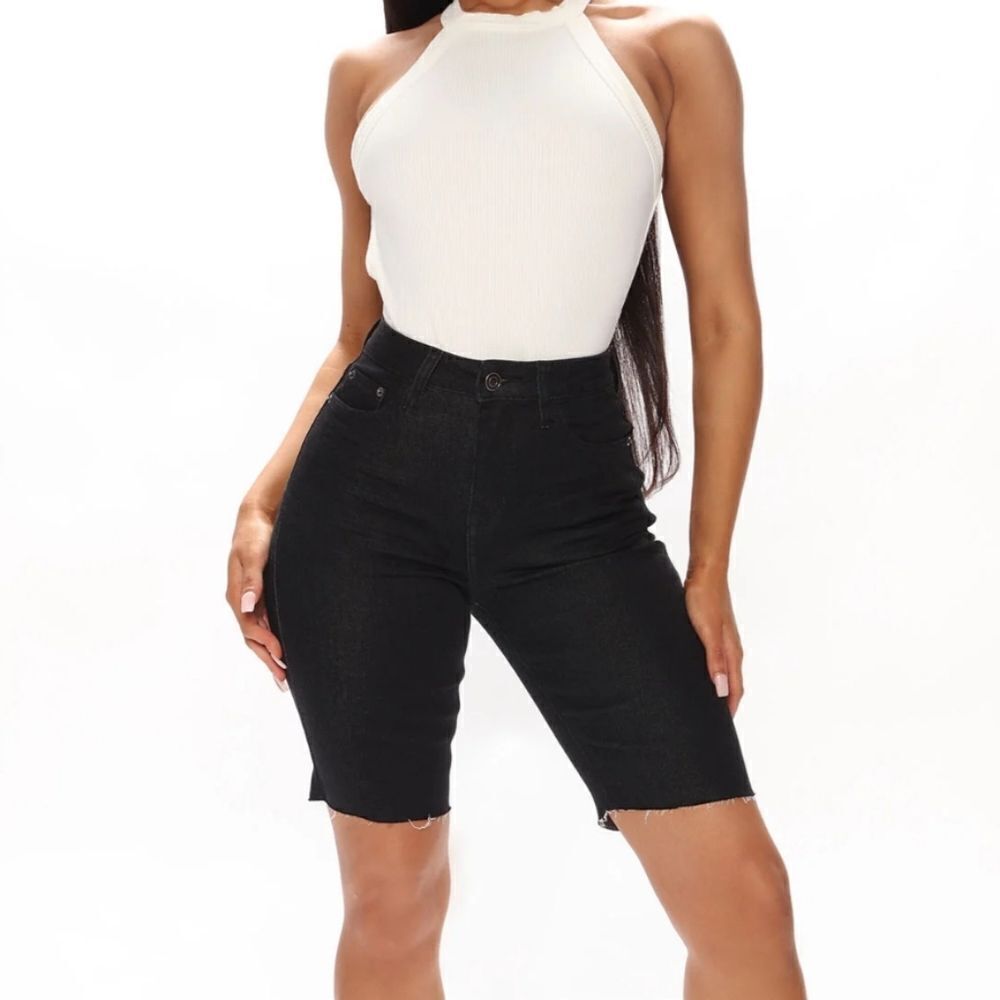 NEW Fashion Nova Can't Touch This Black Denim Shorts Size 7